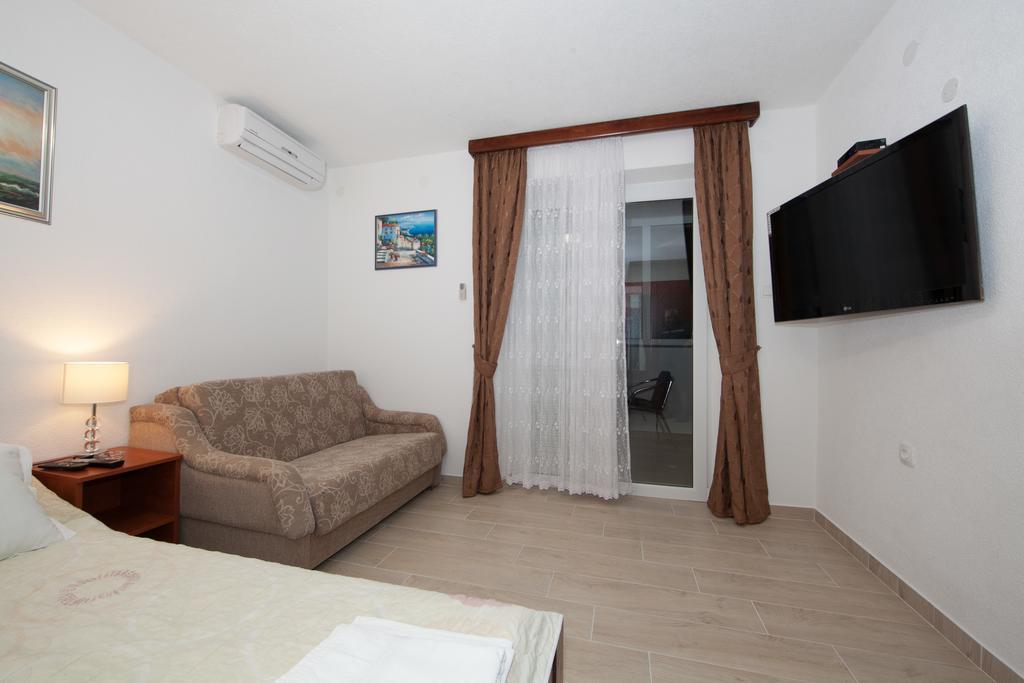 Apartments Saric Baska Voda Exterior photo