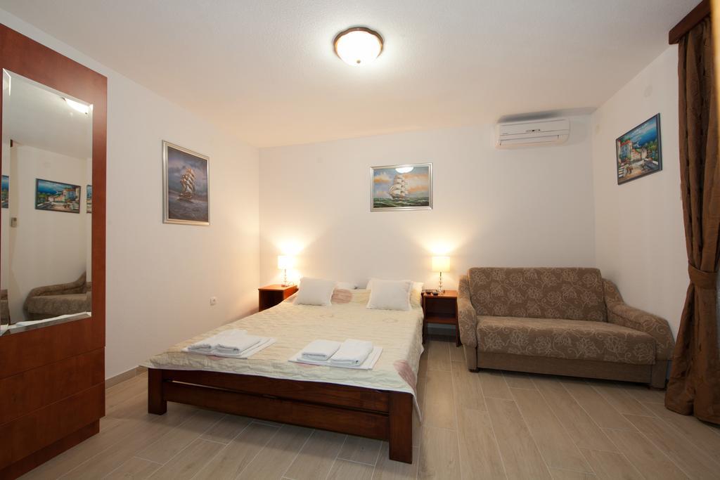 Apartments Saric Baska Voda Exterior photo